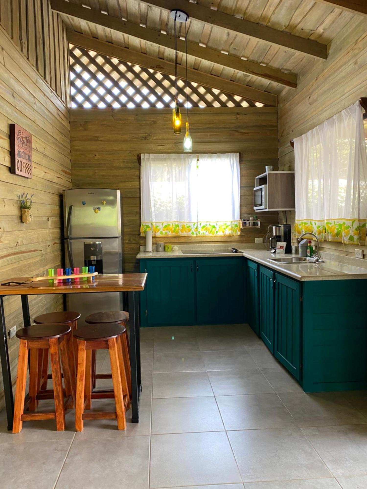 Cabana Valfio Bahia Ballena Увита Екстериор снимка