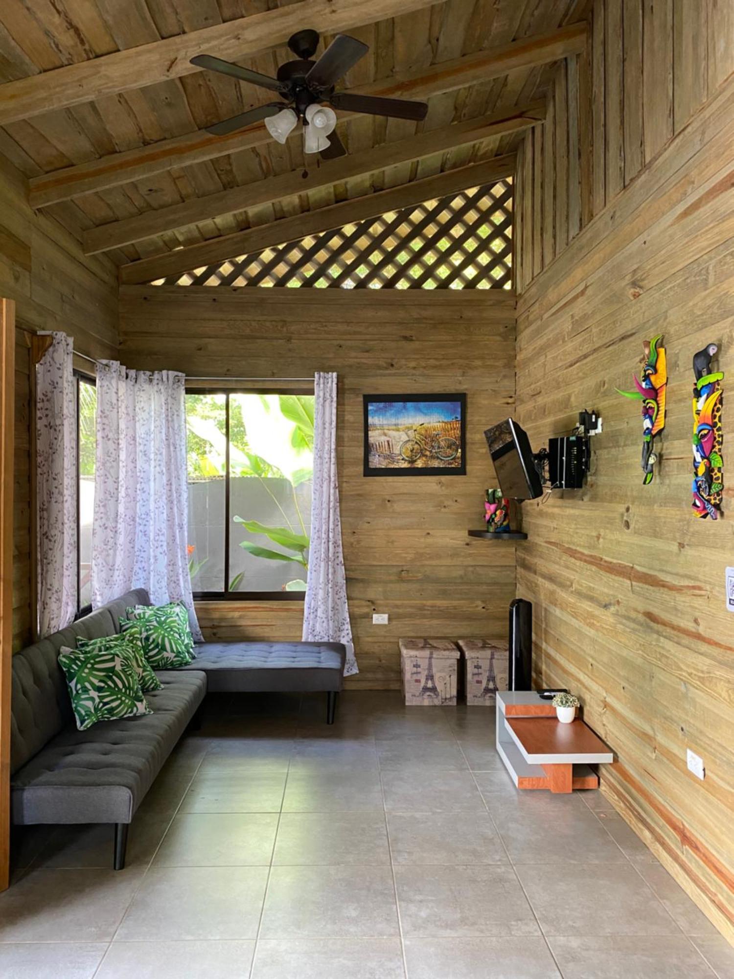 Cabana Valfio Bahia Ballena Увита Екстериор снимка